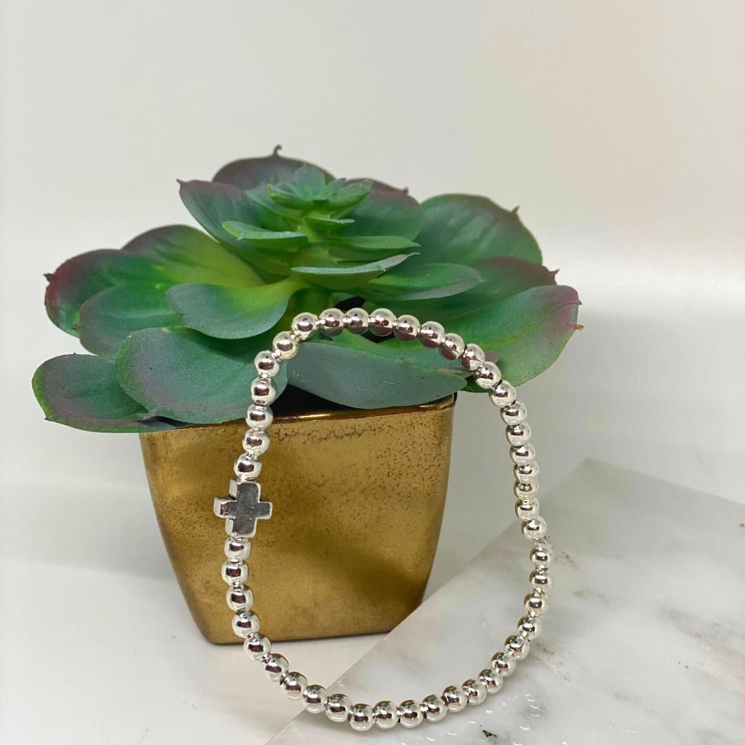 Cross Beaded Bracelet - Gold or Silver Cross Bracelet 22 Bracelets Bracelets Anthologie Co.
